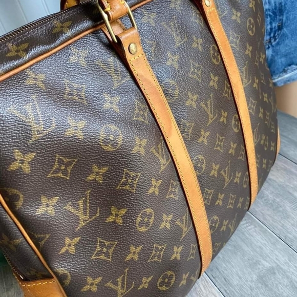 Authentic Louis Vuitton laptop bag - Picture 8 of 10